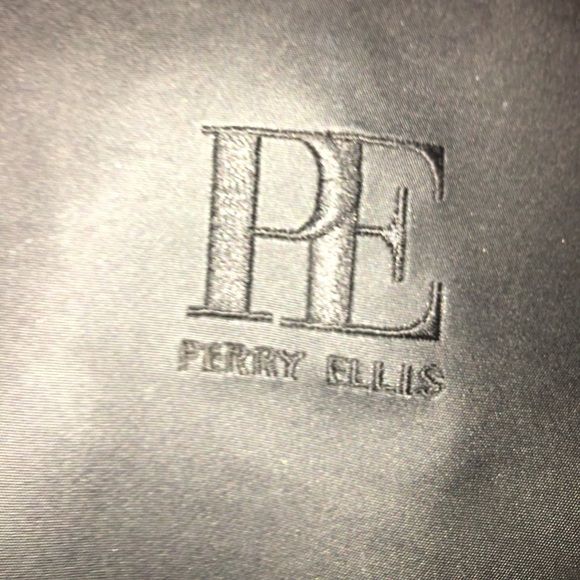 Perry ellis water resistant large backpack - Picture 2 of 2